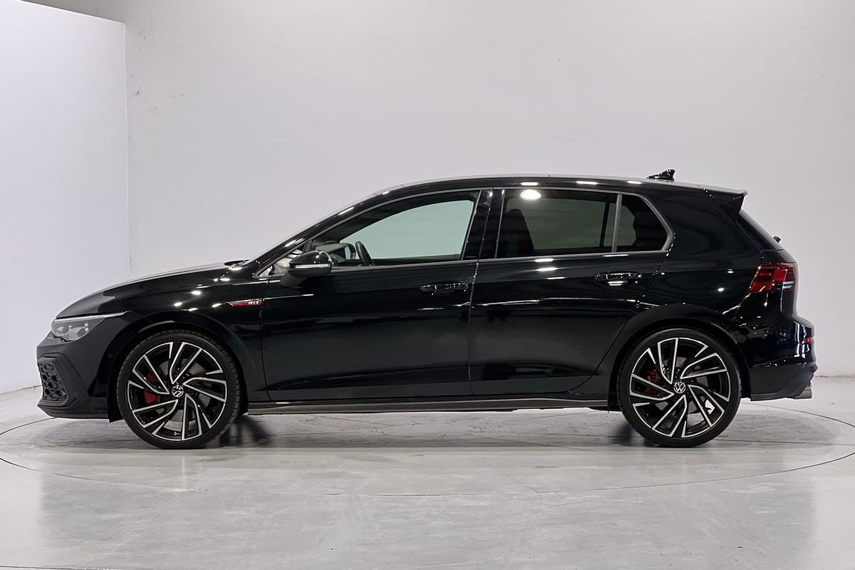 2024 Volkswagen Golf GTI 8