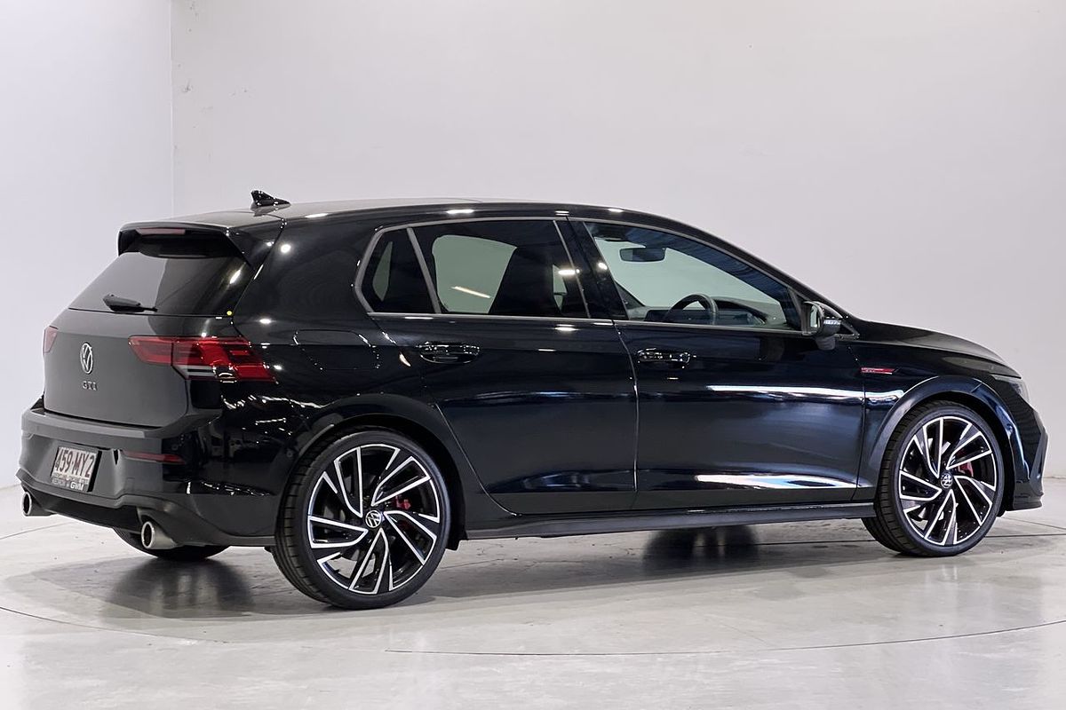 2024 Volkswagen Golf GTI 8