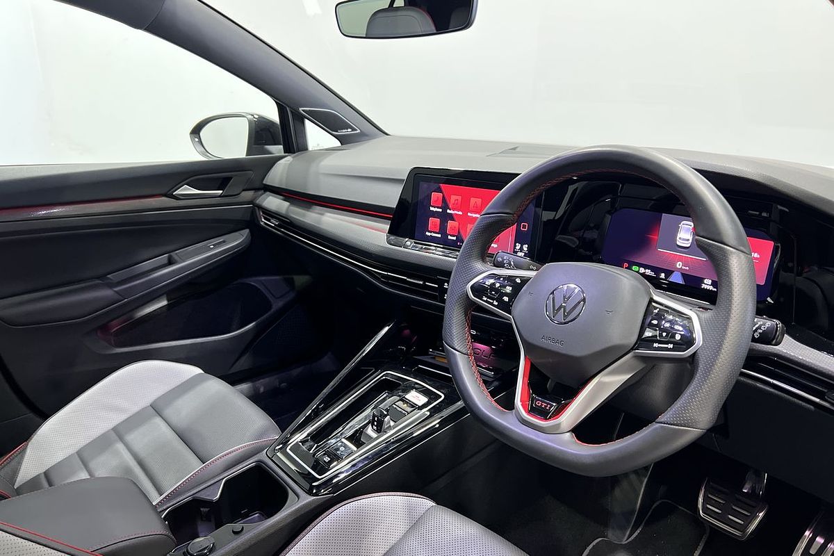 2024 Volkswagen Golf GTI 8