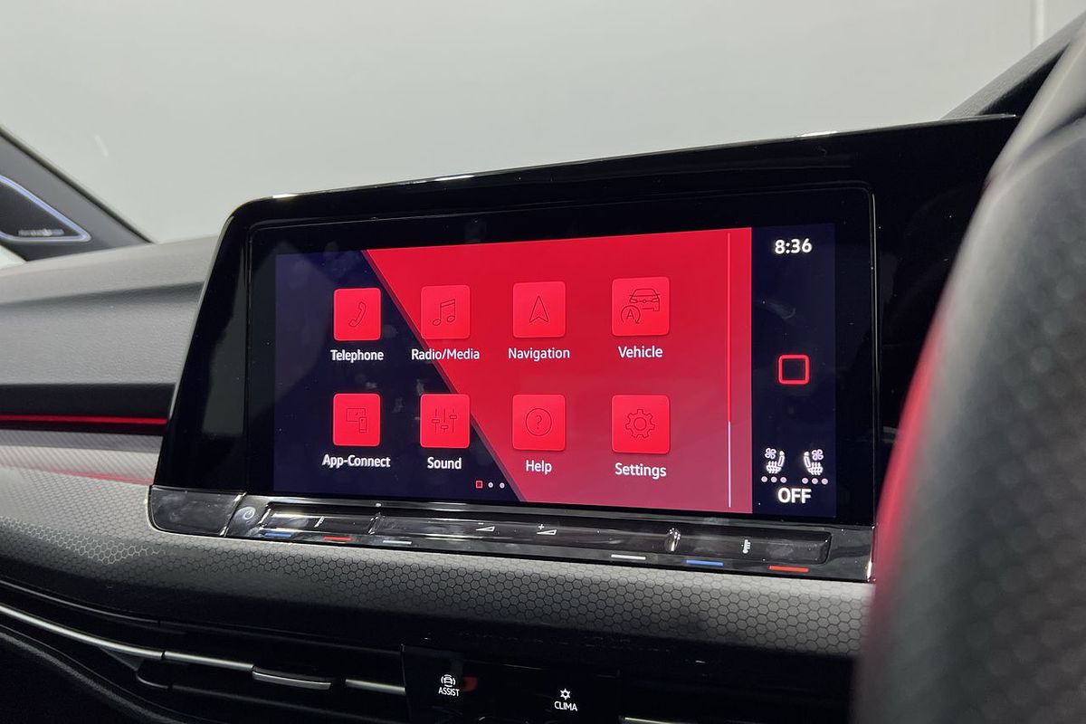2024 Volkswagen Golf GTI 8