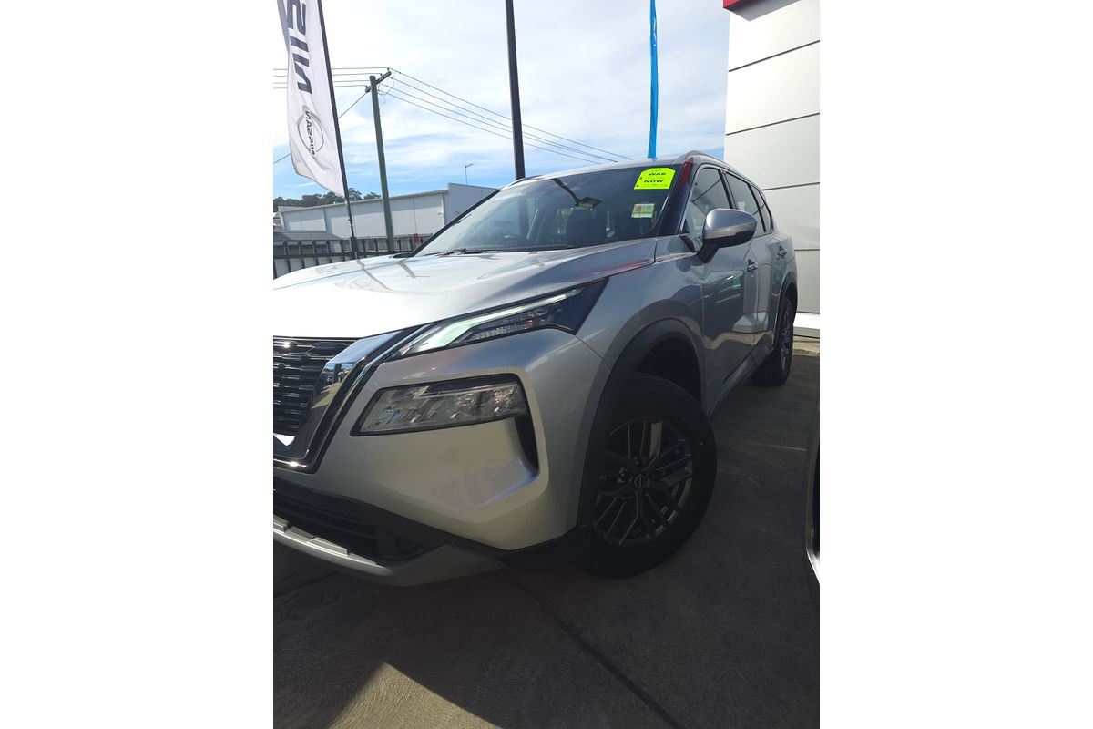 2024 Nissan X-TRAIL ST T33