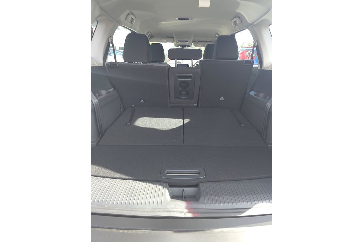 2024 Nissan X-TRAIL ST T33