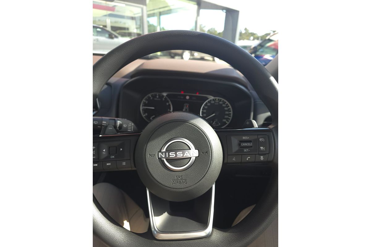 2024 Nissan X-TRAIL ST T33