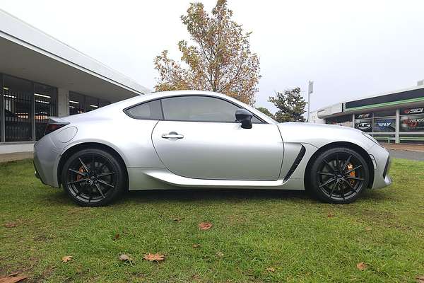 2025 Subaru BRZ tS ZD8