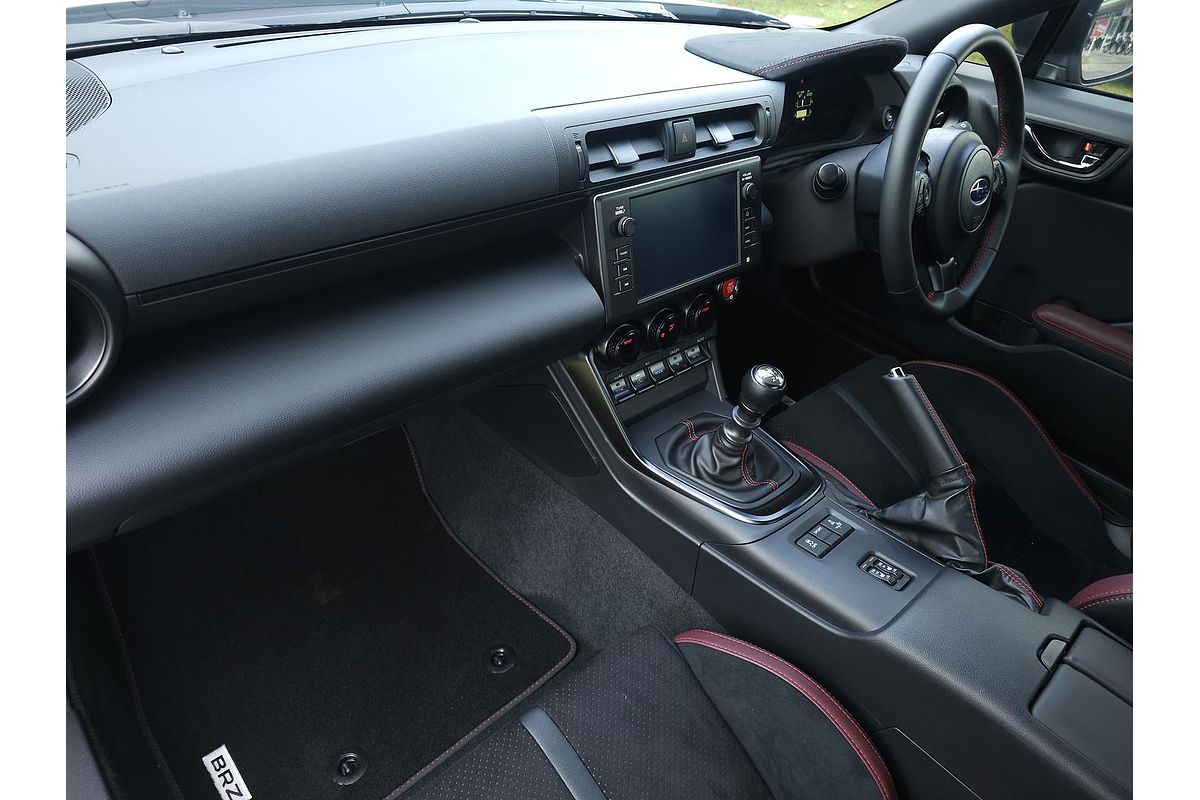 2025 Subaru BRZ tS ZD8