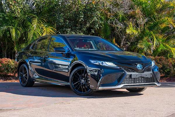 2023 Toyota Camry SX AXVH70R