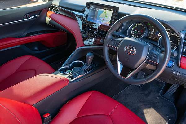 2023 Toyota Camry SX AXVH70R