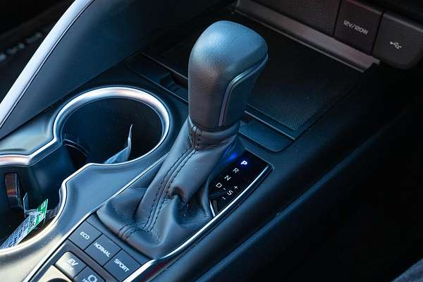 2023 Toyota Camry SX AXVH70R