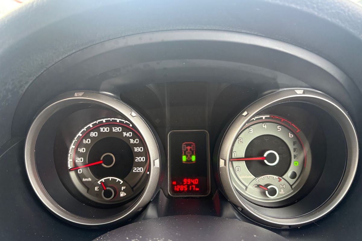 2015 Mitsubishi Pajero GLX NX