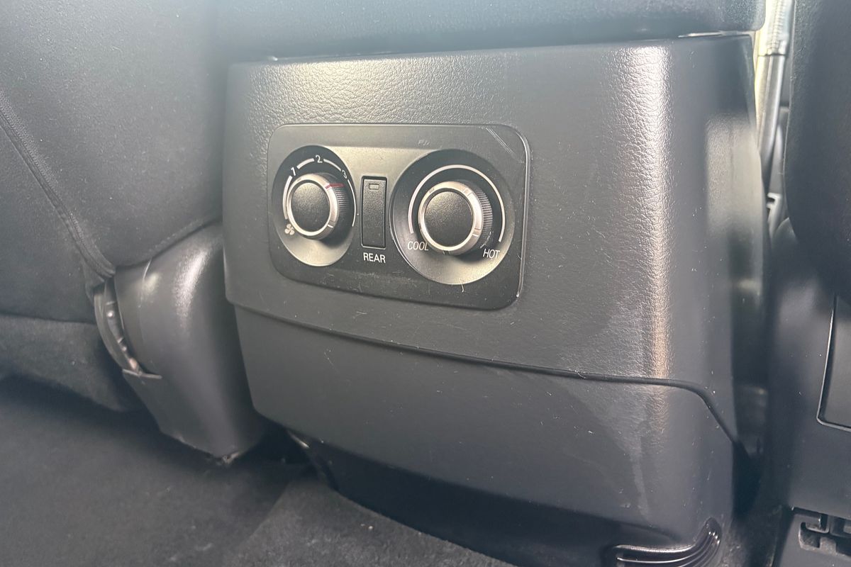 2015 Mitsubishi Pajero GLX NX