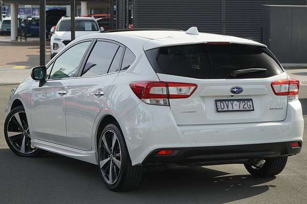 2017 Subaru Impreza 2.0i-S G5