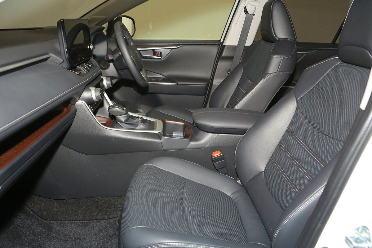 2024 Toyota RAV4 Cruiser AXAH54R