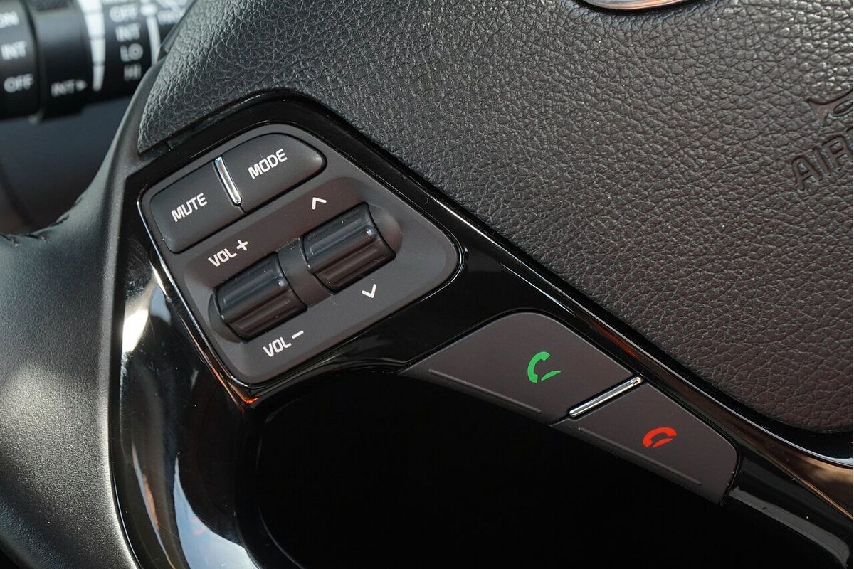 2017 Kia Cerato Sport YD