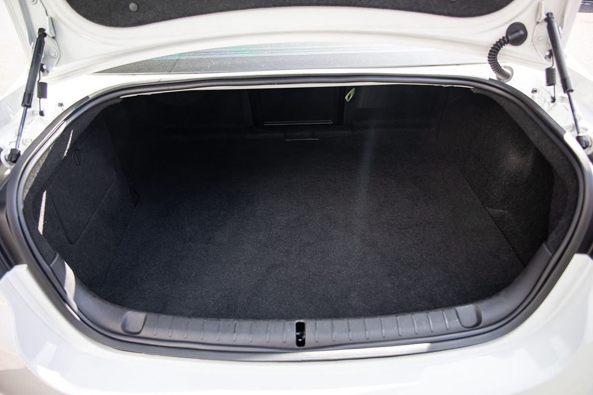 2014 Holden Commodore SV6 Storm VF