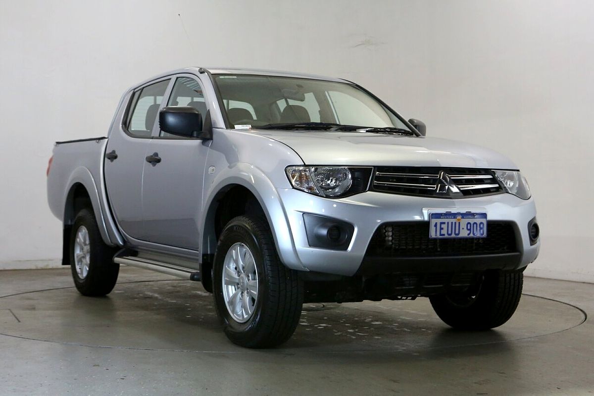 2015 Mitsubishi Triton GLX MN Rear Wheel Drive