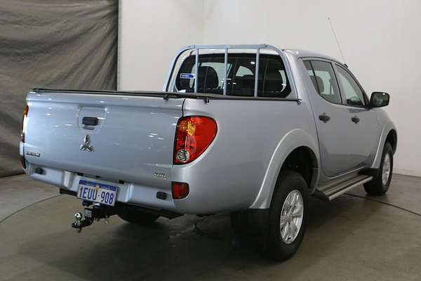 2015 Mitsubishi Triton GLX MN Rear Wheel Drive