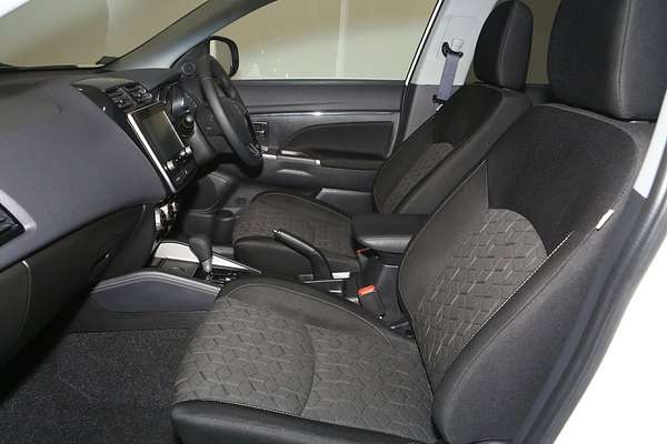 2024 Mitsubishi ASX ES XD