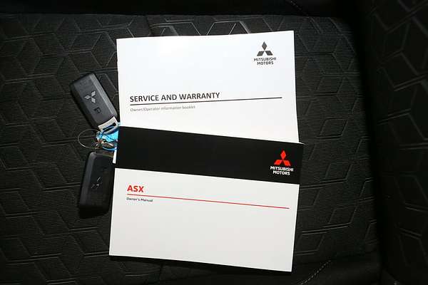 2024 Mitsubishi ASX ES XD