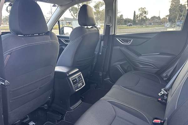 2018 Subaru Forester 2.5i-L S5