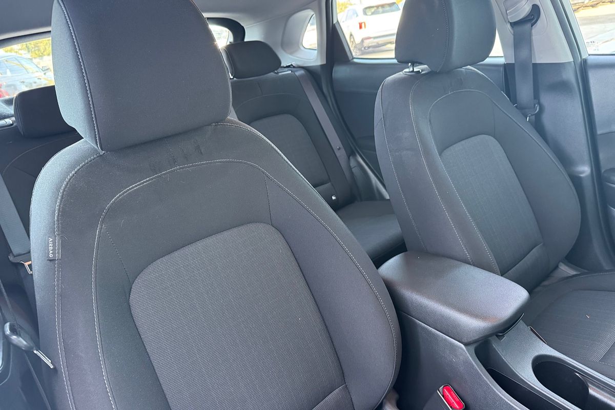 2022 Hyundai Kona Active OS.V4