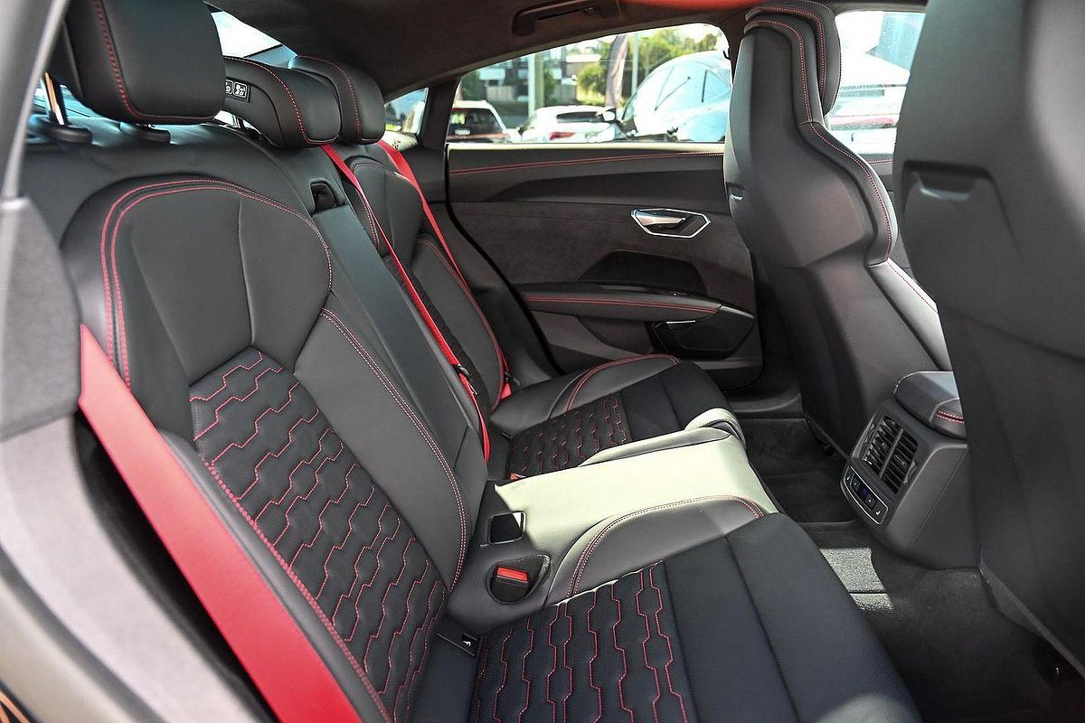 2023 Audi RS e-tron GT F83
