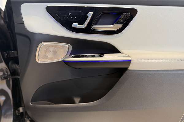 2024 Mercedes-Benz GLC-Class GLC300 X254
