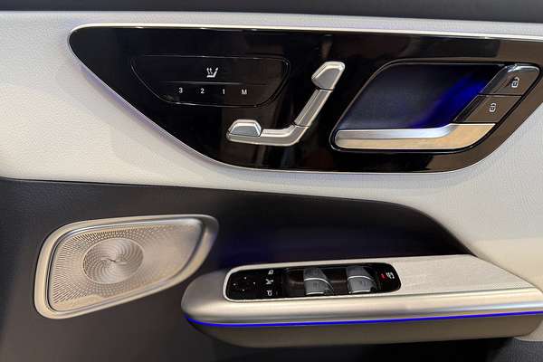 2024 Mercedes-Benz GLC-Class GLC300 X254
