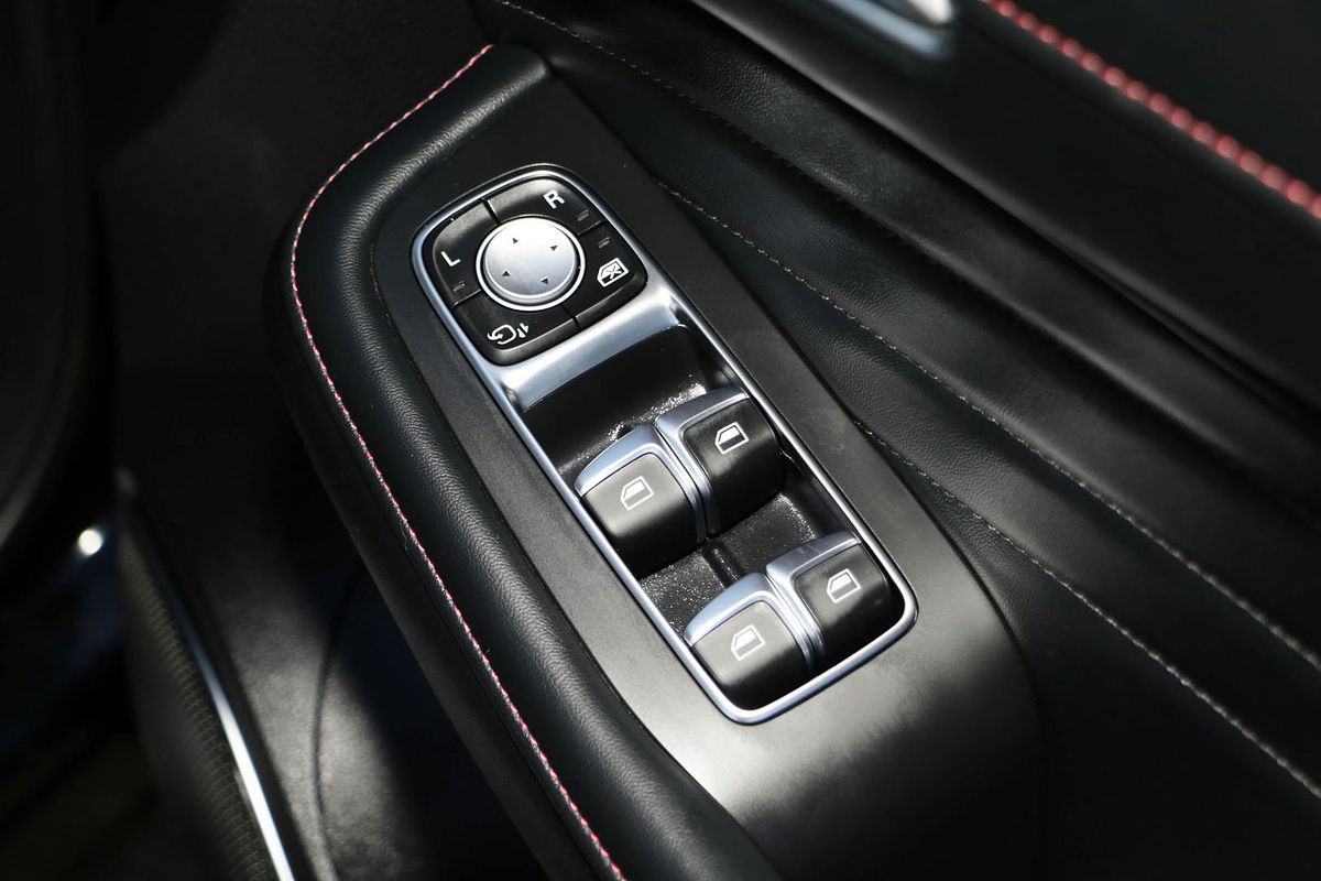 2022 MG HS Plus EV Essence SAS23