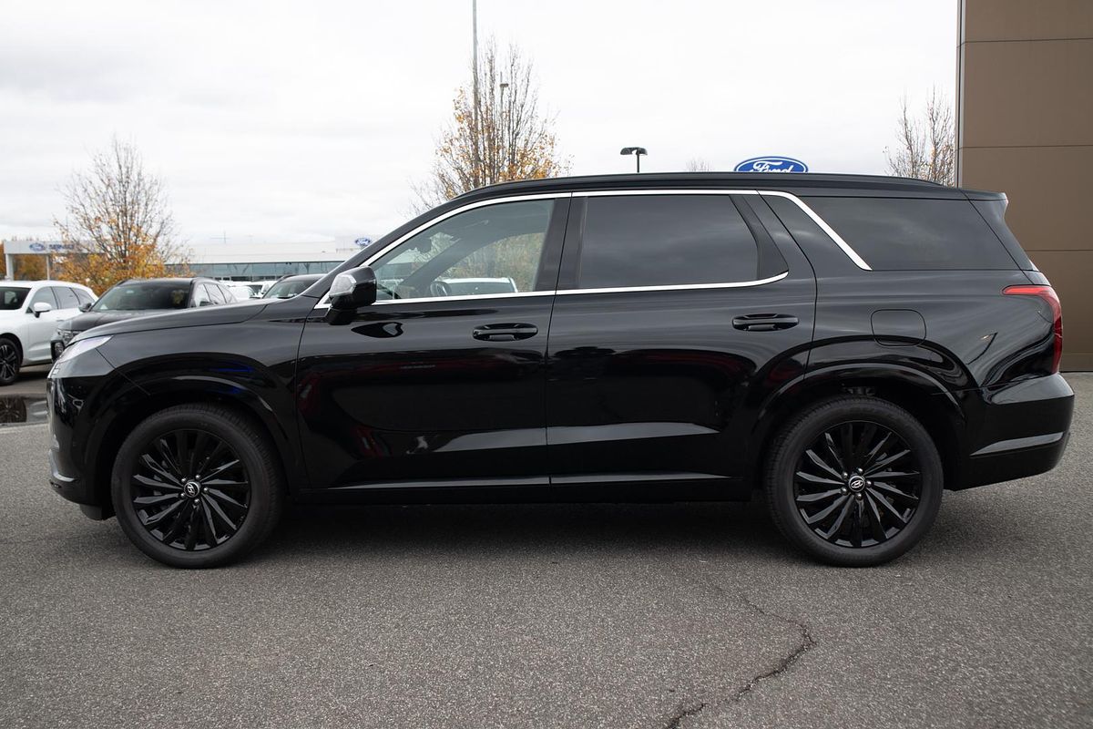 2025 Hyundai Palisade Calligraphy Black Ink LX2.V5