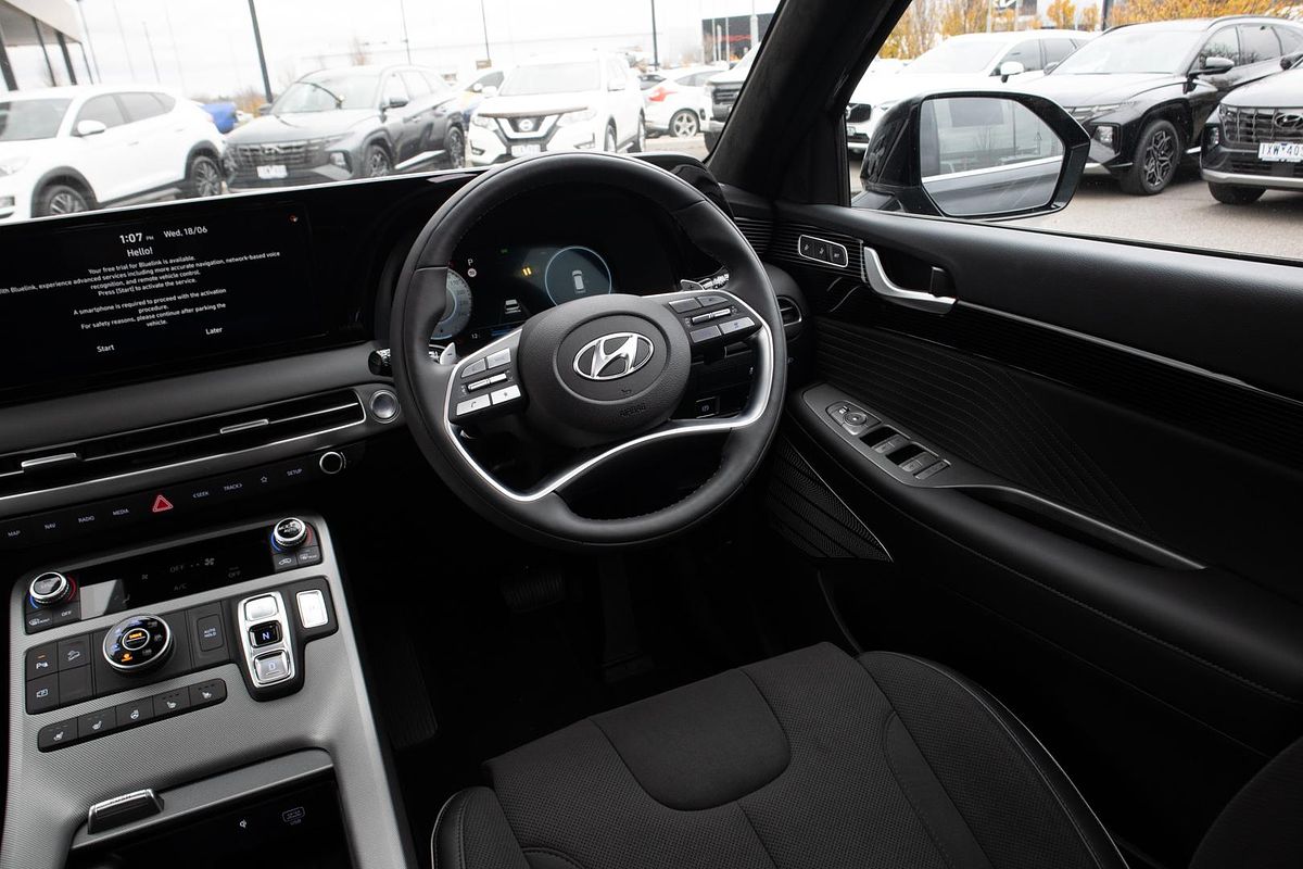 2025 Hyundai Palisade Calligraphy Black Ink LX2.V5