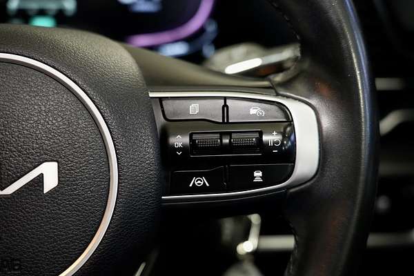 2022 Kia Sportage SX NQ5