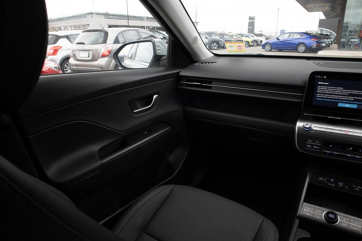 2025 Hyundai Kona Premium SX2.V2