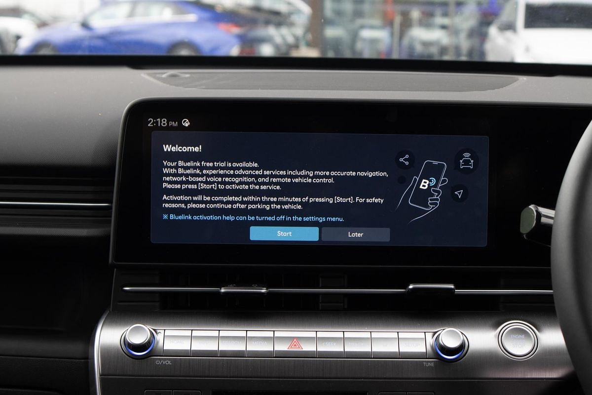 2025 Hyundai Kona Premium SX2.V2