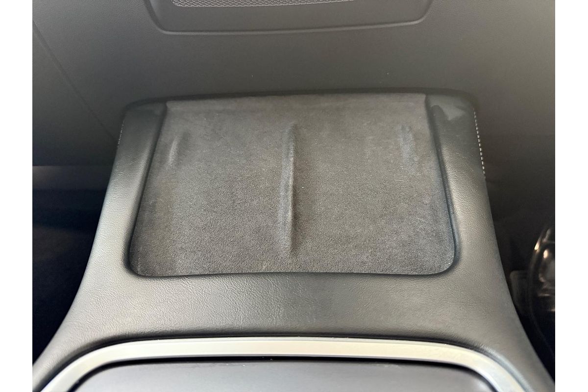 2024 Tesla Model Y Rear-Wheel Drive