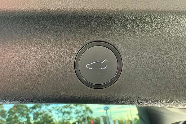 2024 Tesla Model Y Rear-Wheel Drive