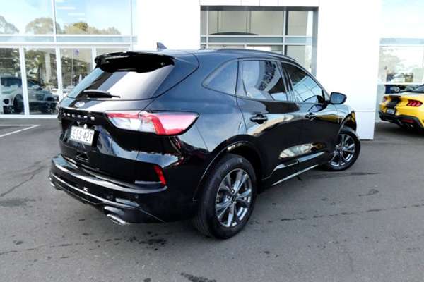 2022 Ford Escape ST-Line ZH