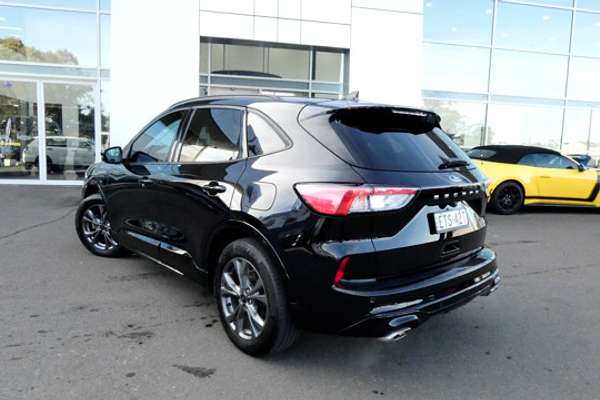2022 Ford Escape ST-Line ZH