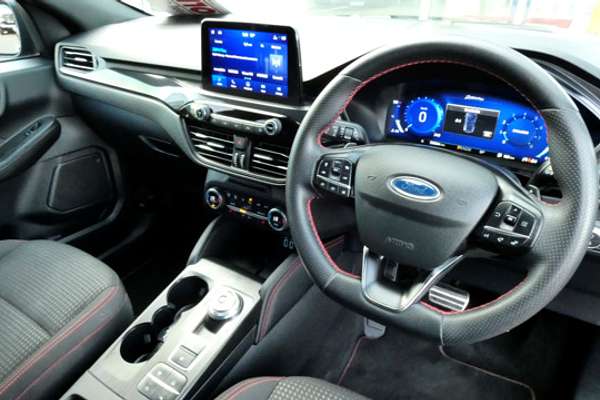 2022 Ford Escape ST-Line ZH