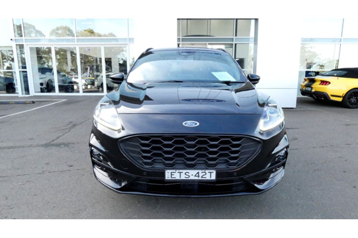 2022 Ford Escape ST-Line ZH