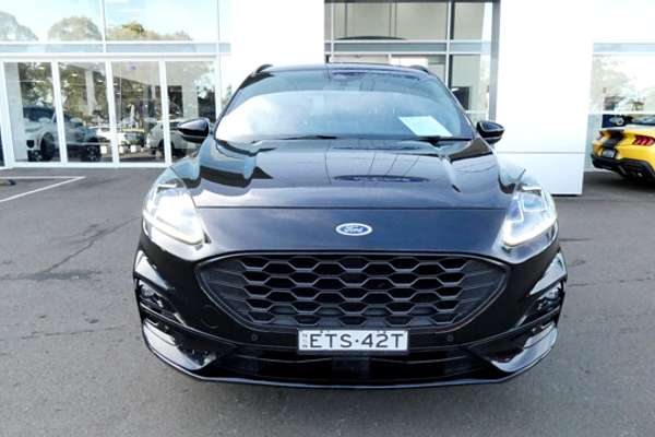 2022 Ford Escape ST-Line ZH