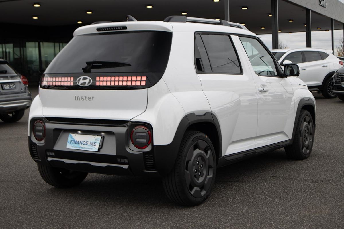 2025 Hyundai INSTER Cross AX.V1