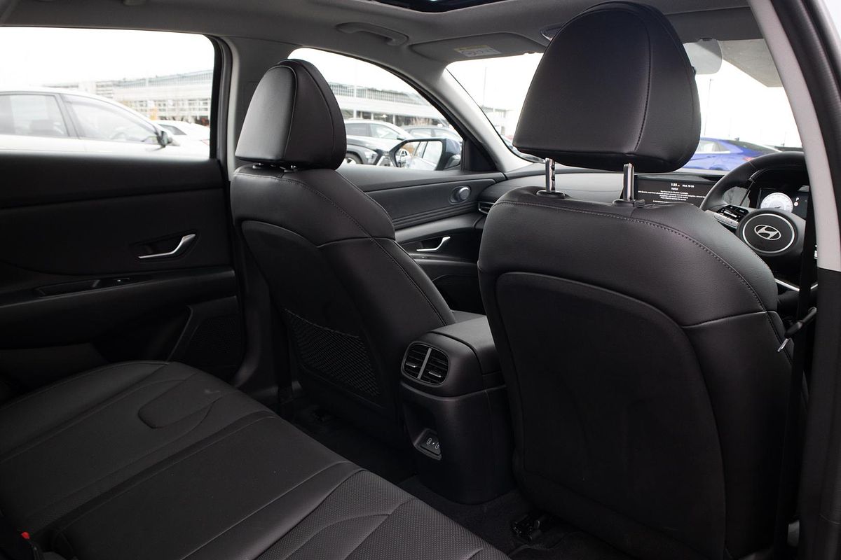 2025 Hyundai i30 Premium CN7.V2