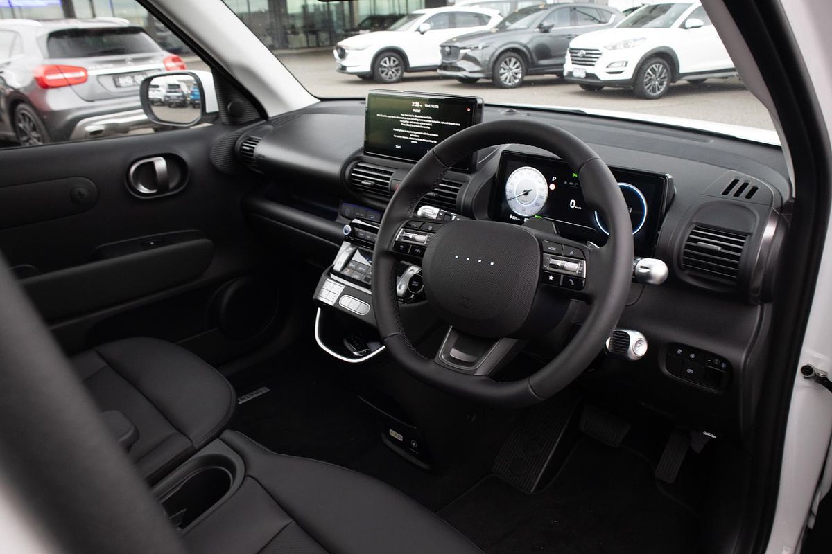 2025 Hyundai INSTER Cross AX.V1