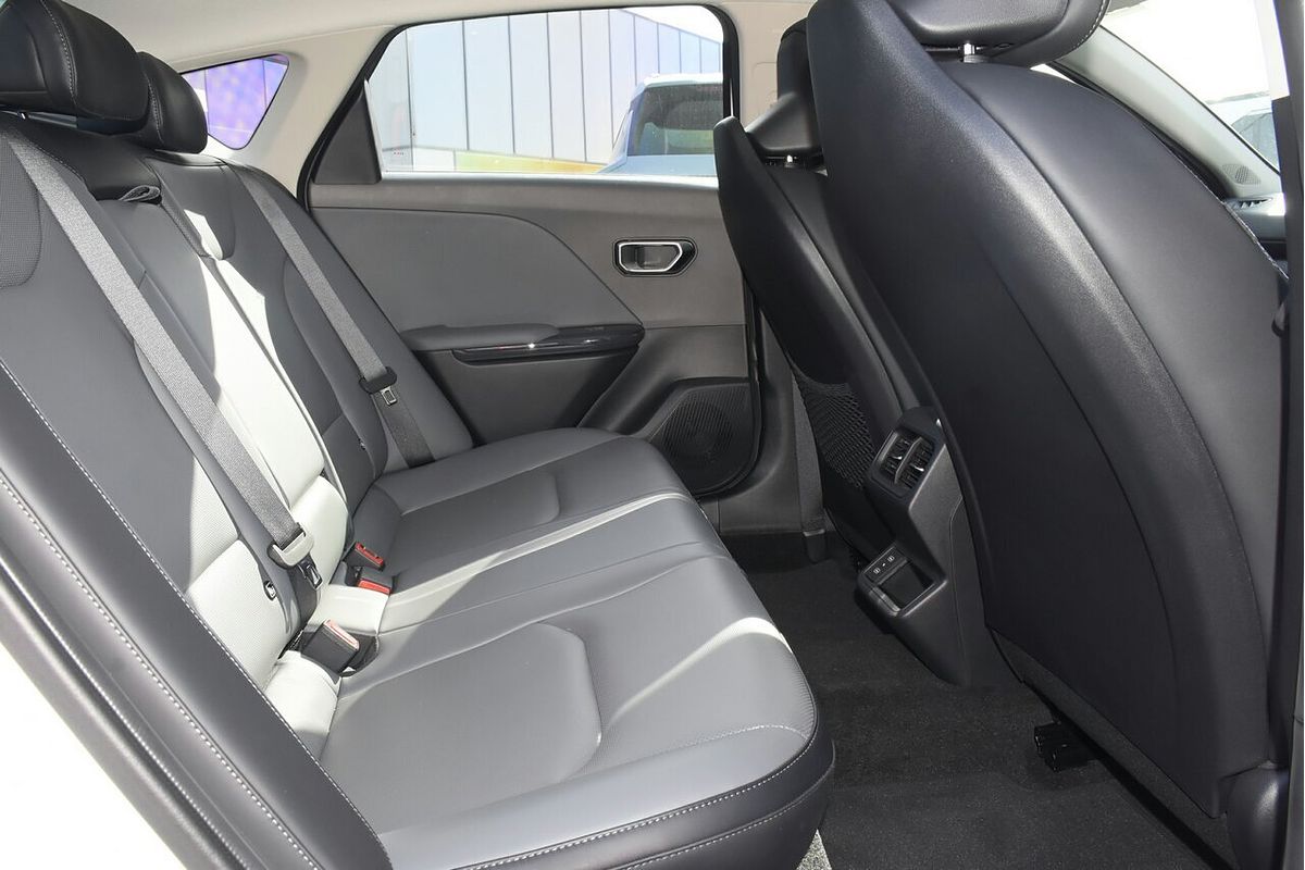 2025 Kia K4 Sport+ CL4m