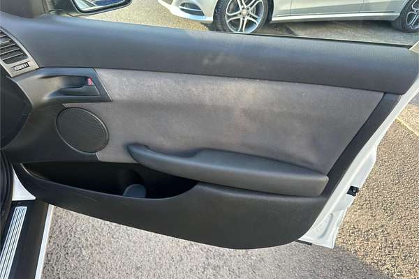 2009 Holden Commodore Omega VE