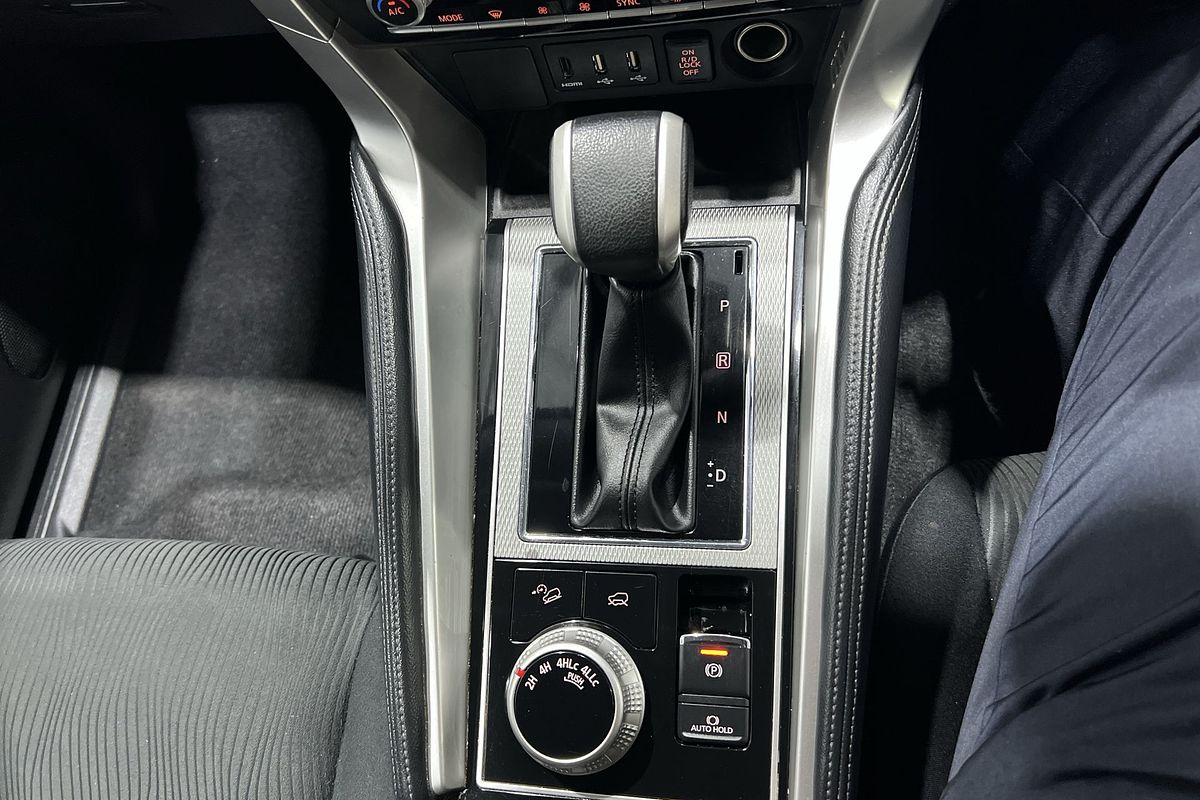 2023 Mitsubishi Pajero Sport GLS QF