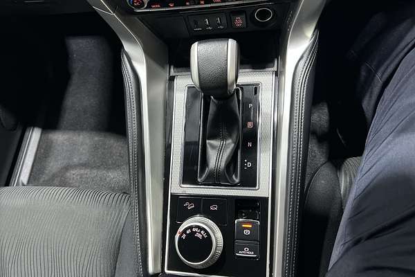 2023 Mitsubishi Pajero Sport GLS QF