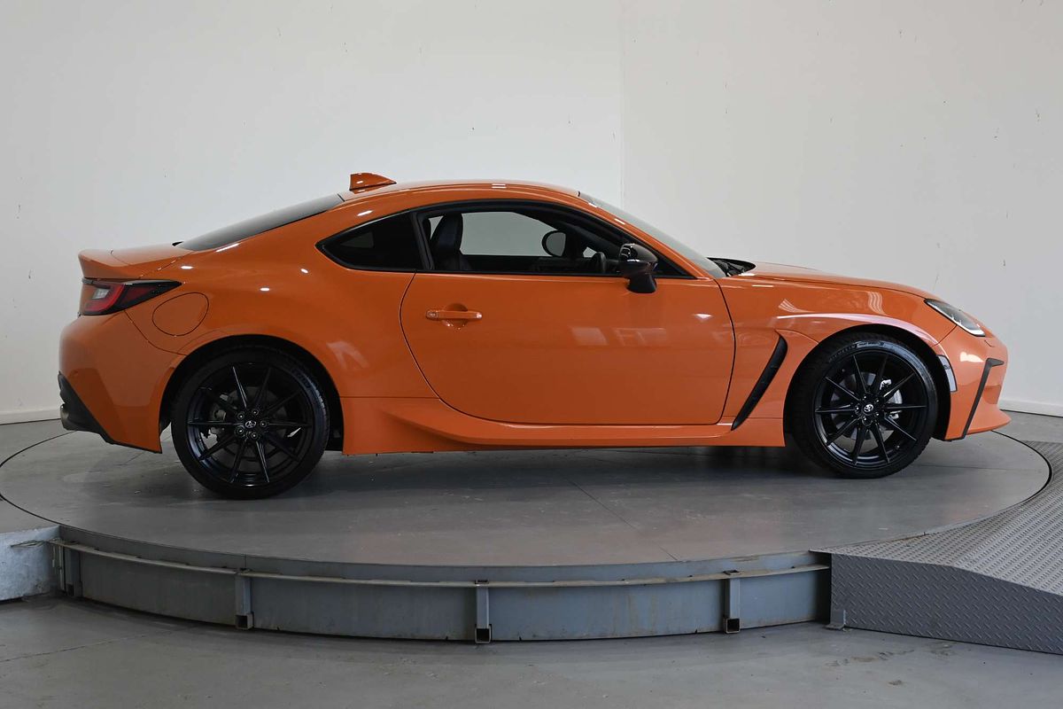 2023 Toyota GR86 10th Anniversary Edition ZN8