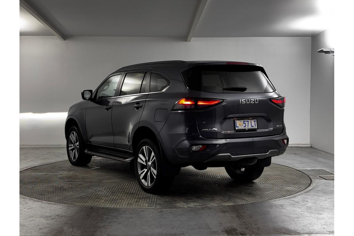2023 Isuzu MU-X LS-T