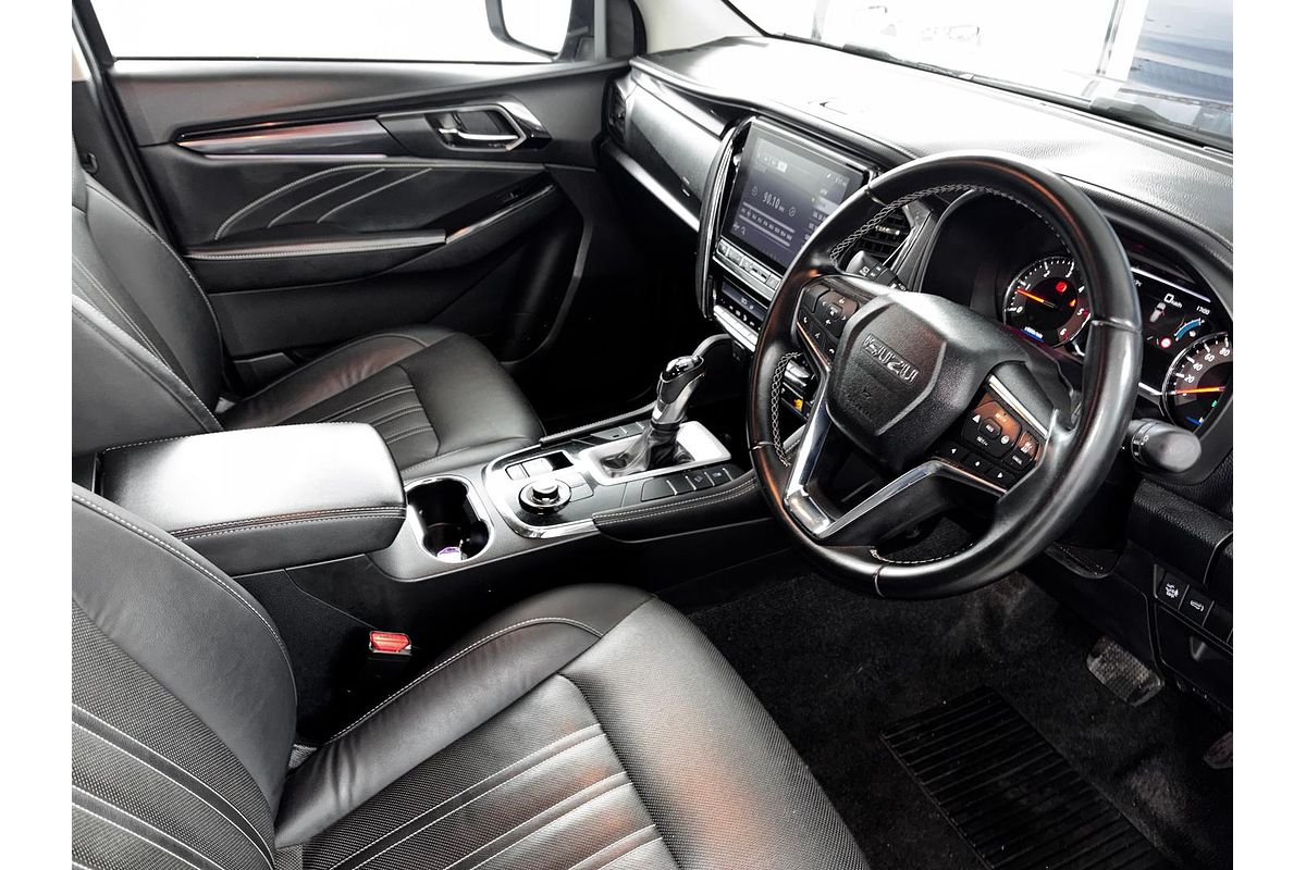 2023 Isuzu MU-X LS-T